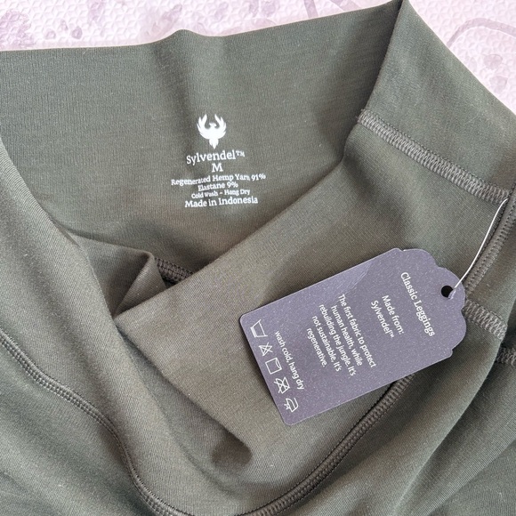 Namarie Classic Leggings / Kombu / Medium / NWT - Picture 3 of 4